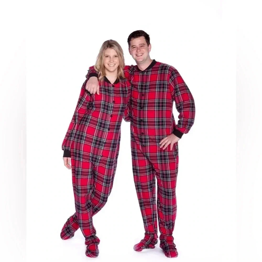 Bigfeet men Pajamas size Large with feet NWOT